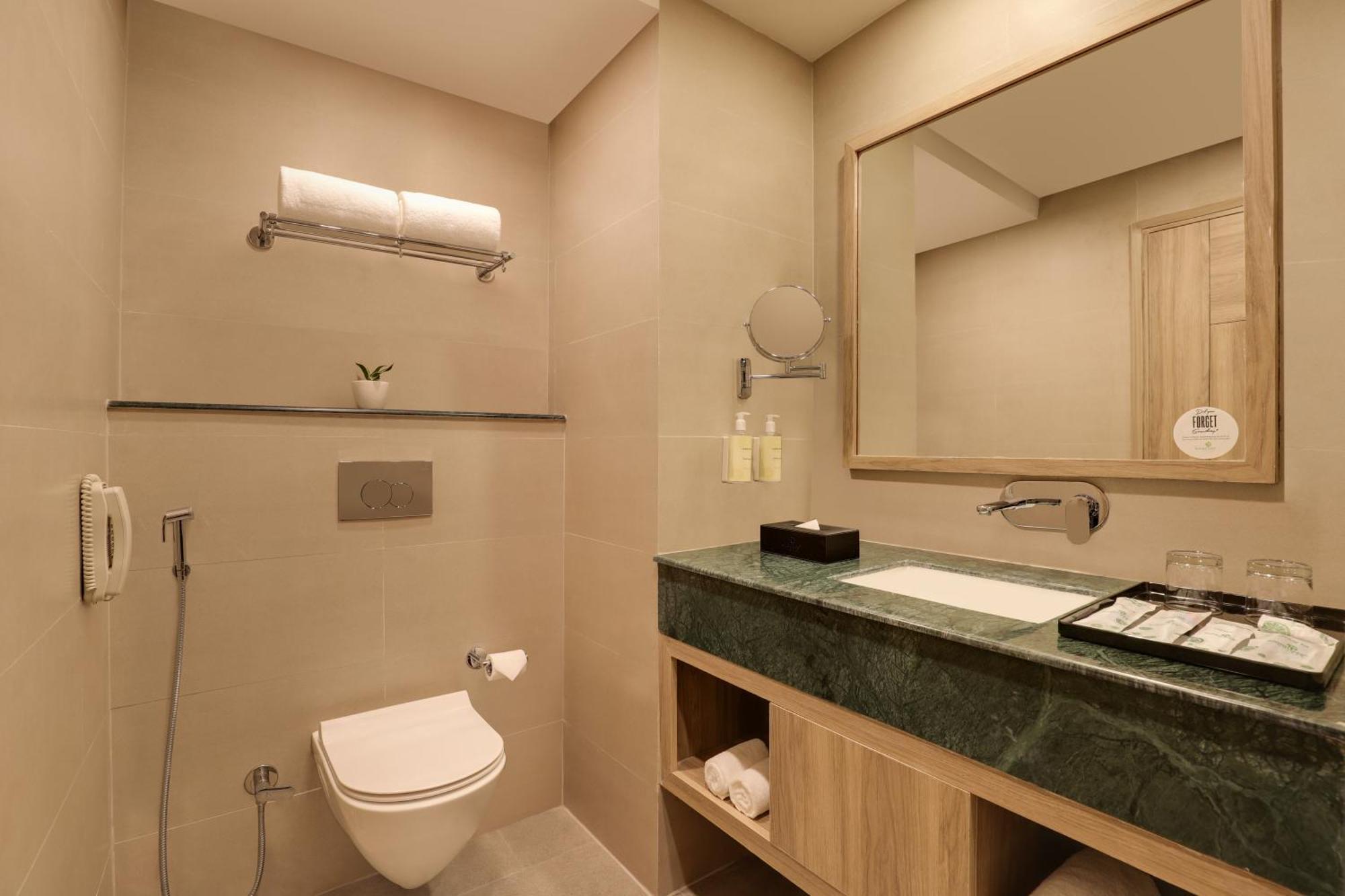 Lemon Tree Hotel, Рішикеш Екстер'єр фото
