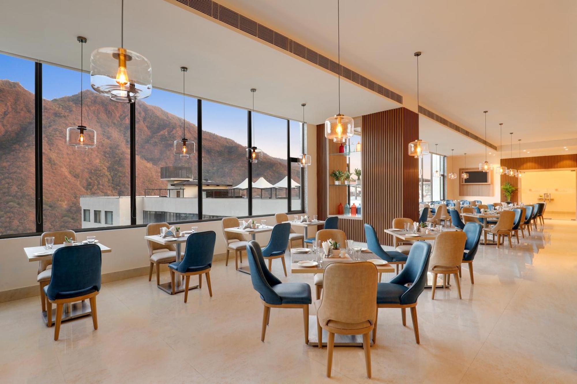 Lemon Tree Hotel, Рішикеш Екстер'єр фото