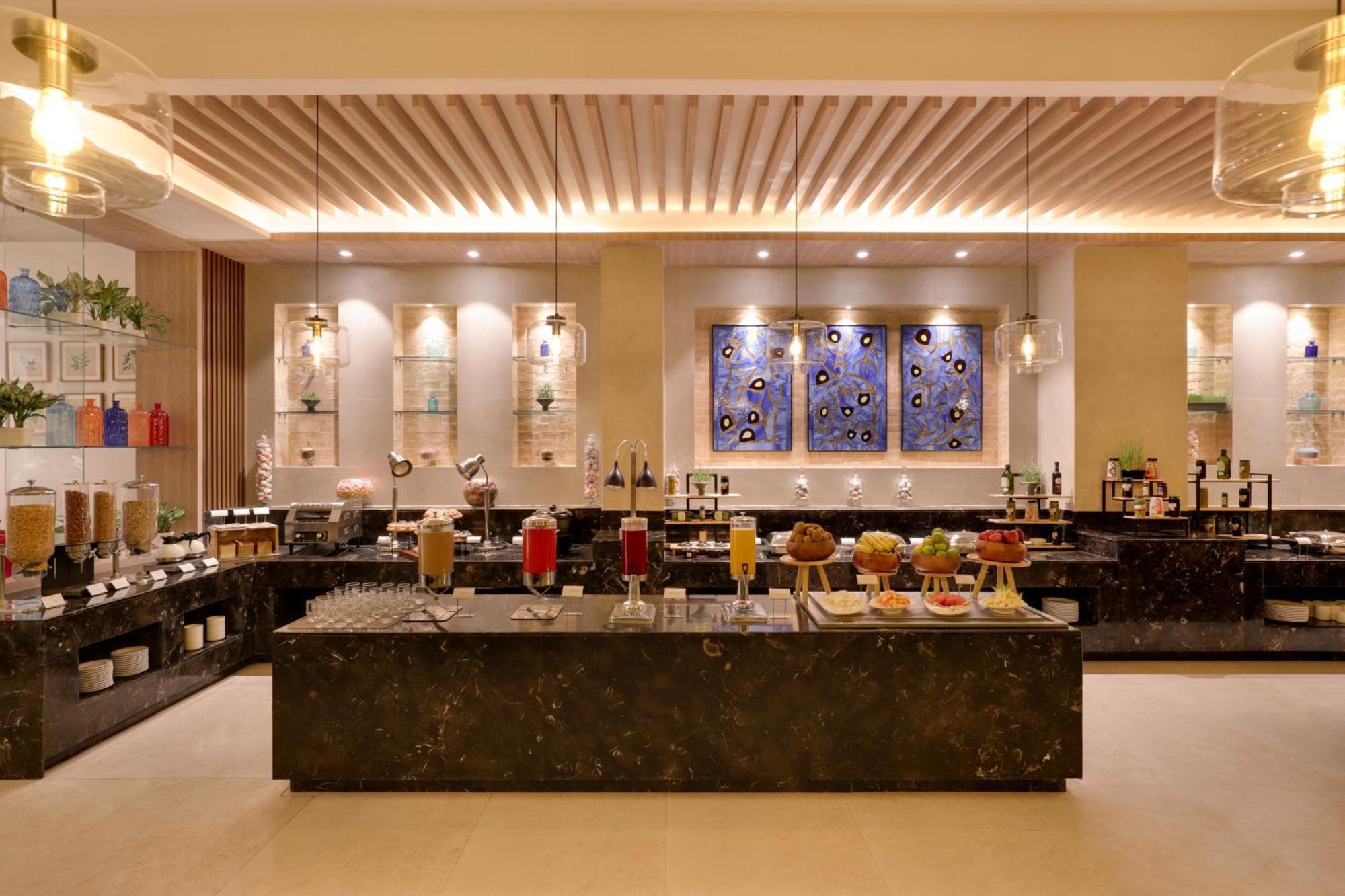 Lemon Tree Hotel, Рішикеш Екстер'єр фото